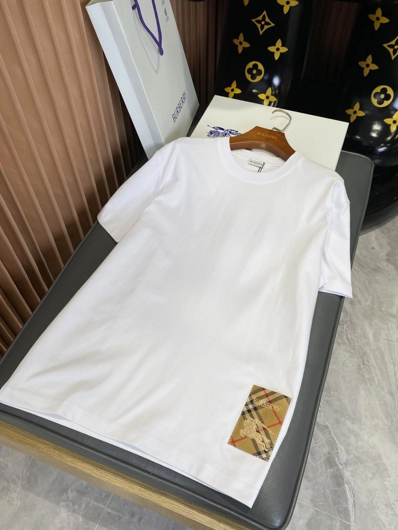 Burberry T-Shirts Refined 103362