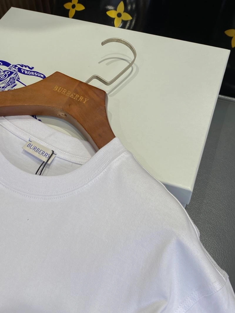 Burberry T-Shirts Refined 103362