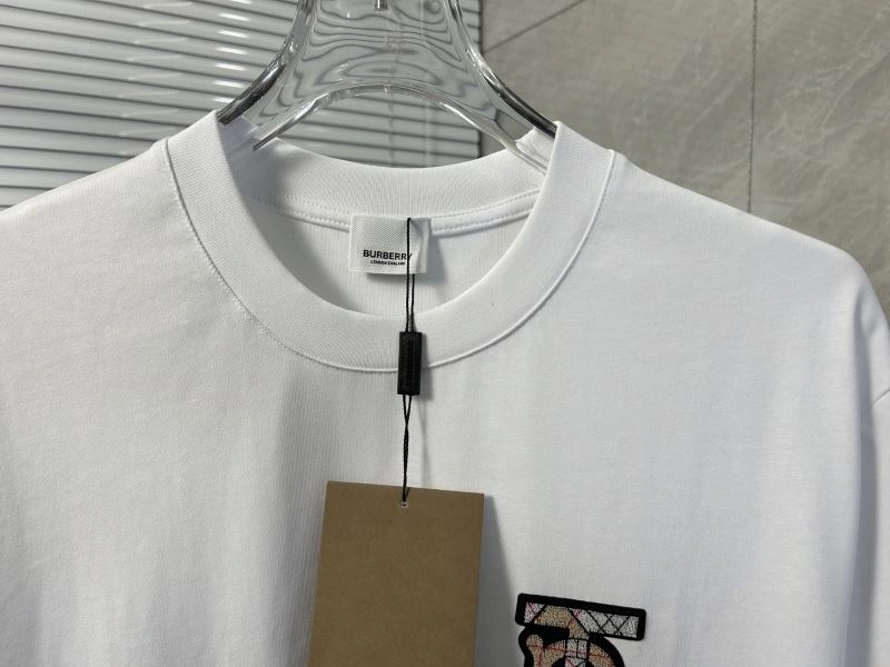 Burberry T-Shirts Sporty 103344