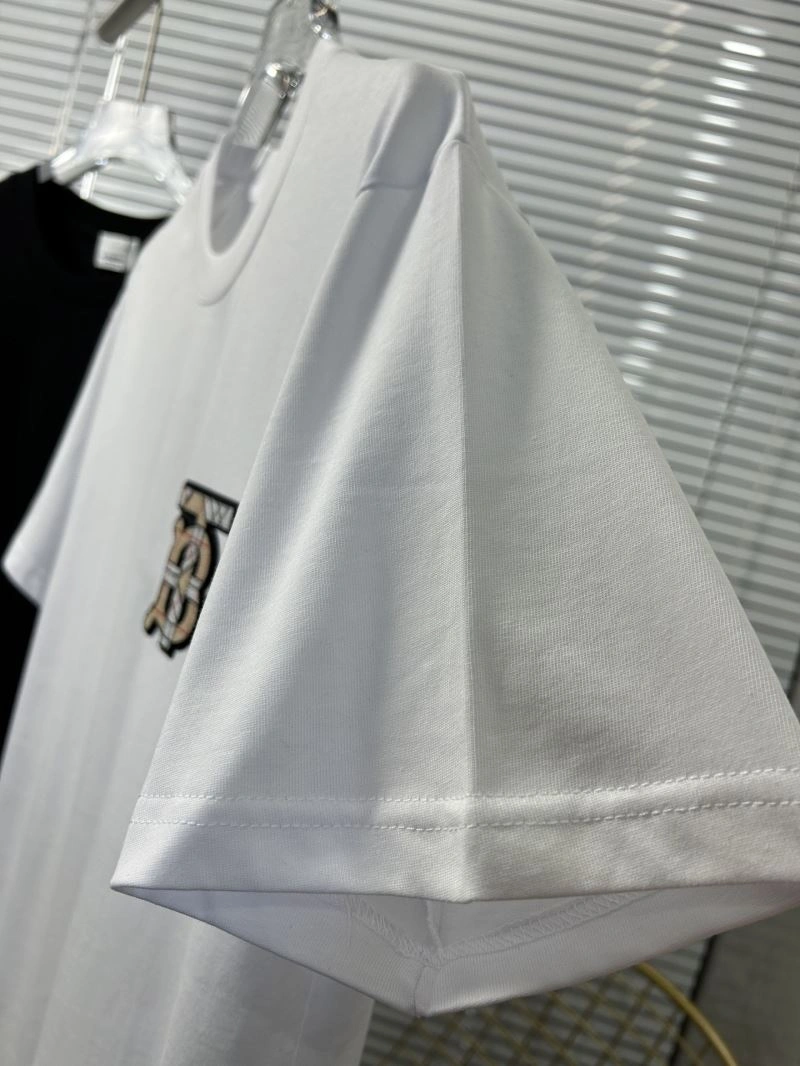 Burberry T-Shirts Sporty 103344
