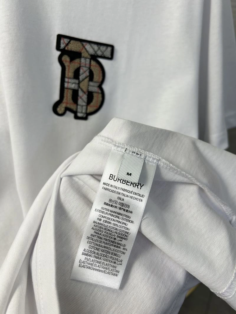 Burberry T-Shirts Sporty 103344
