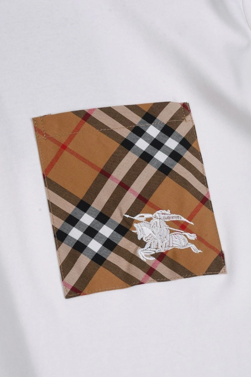 Burberry T-Shirts Neat 103330