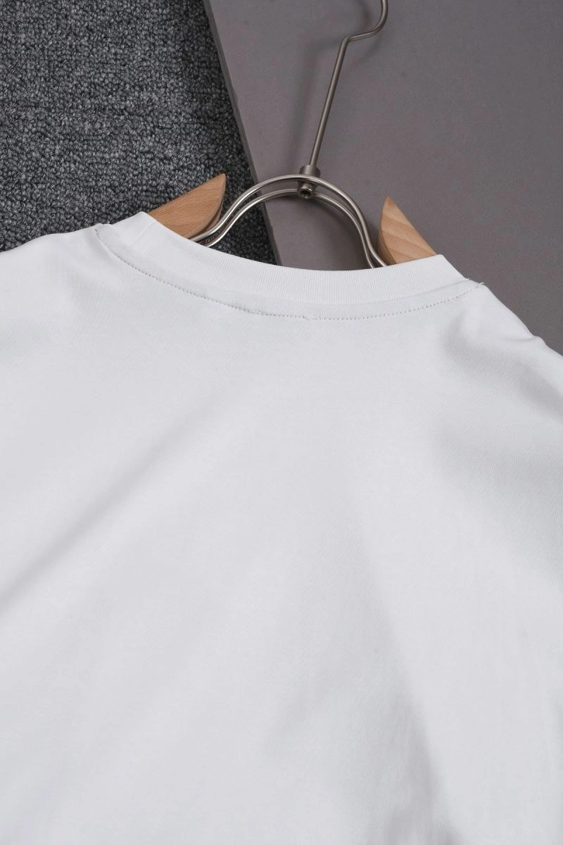 Burberry T-Shirts Neat 103330