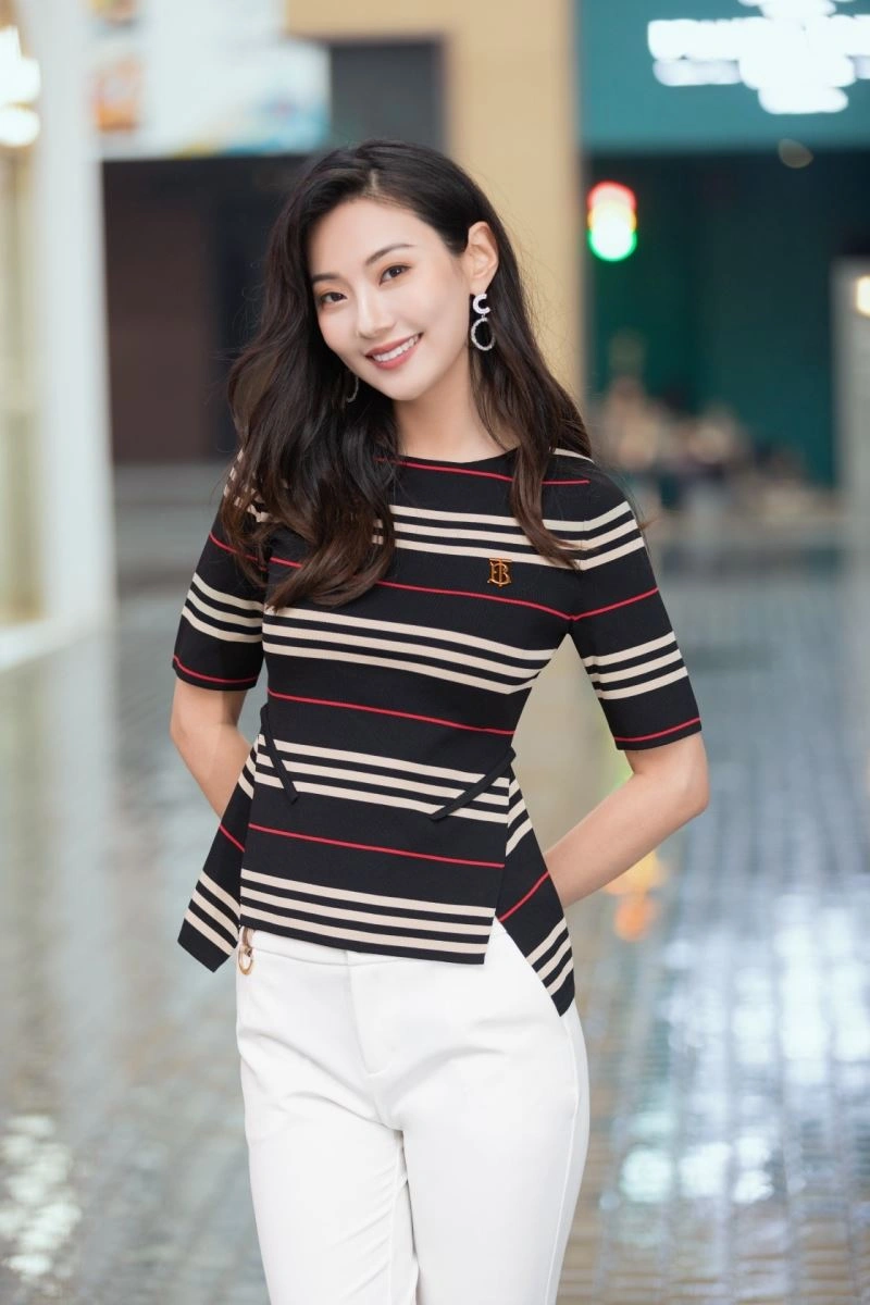 Bright Burberry T-Shirts 103314