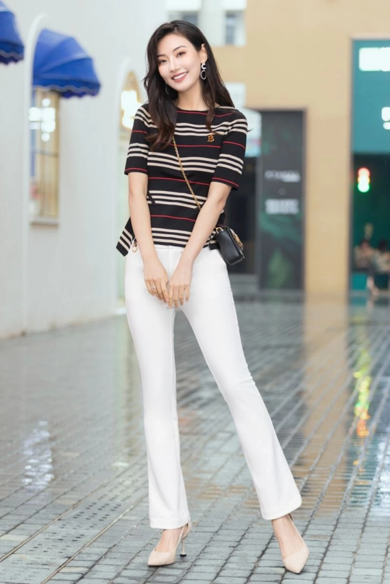 Bright Burberry T-Shirts 103314