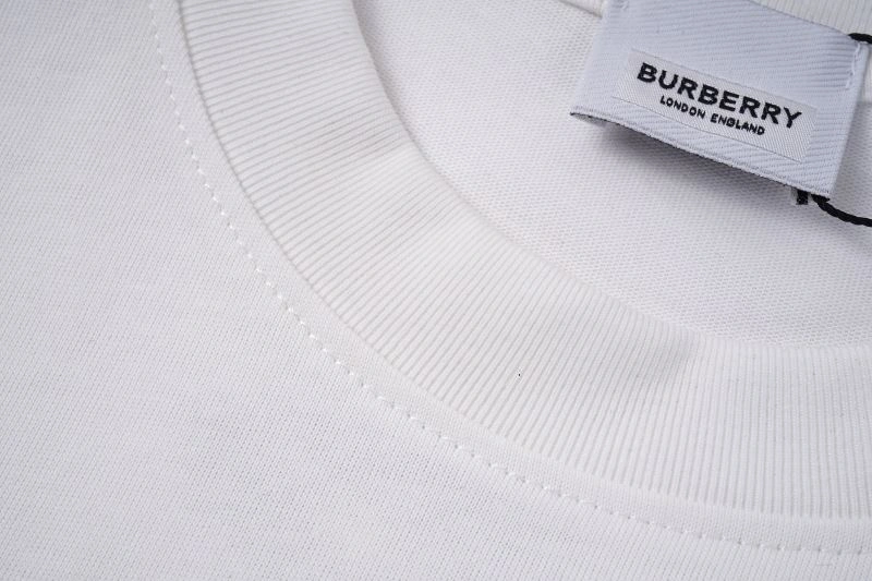 Burberry T-Shirts Chic 105800