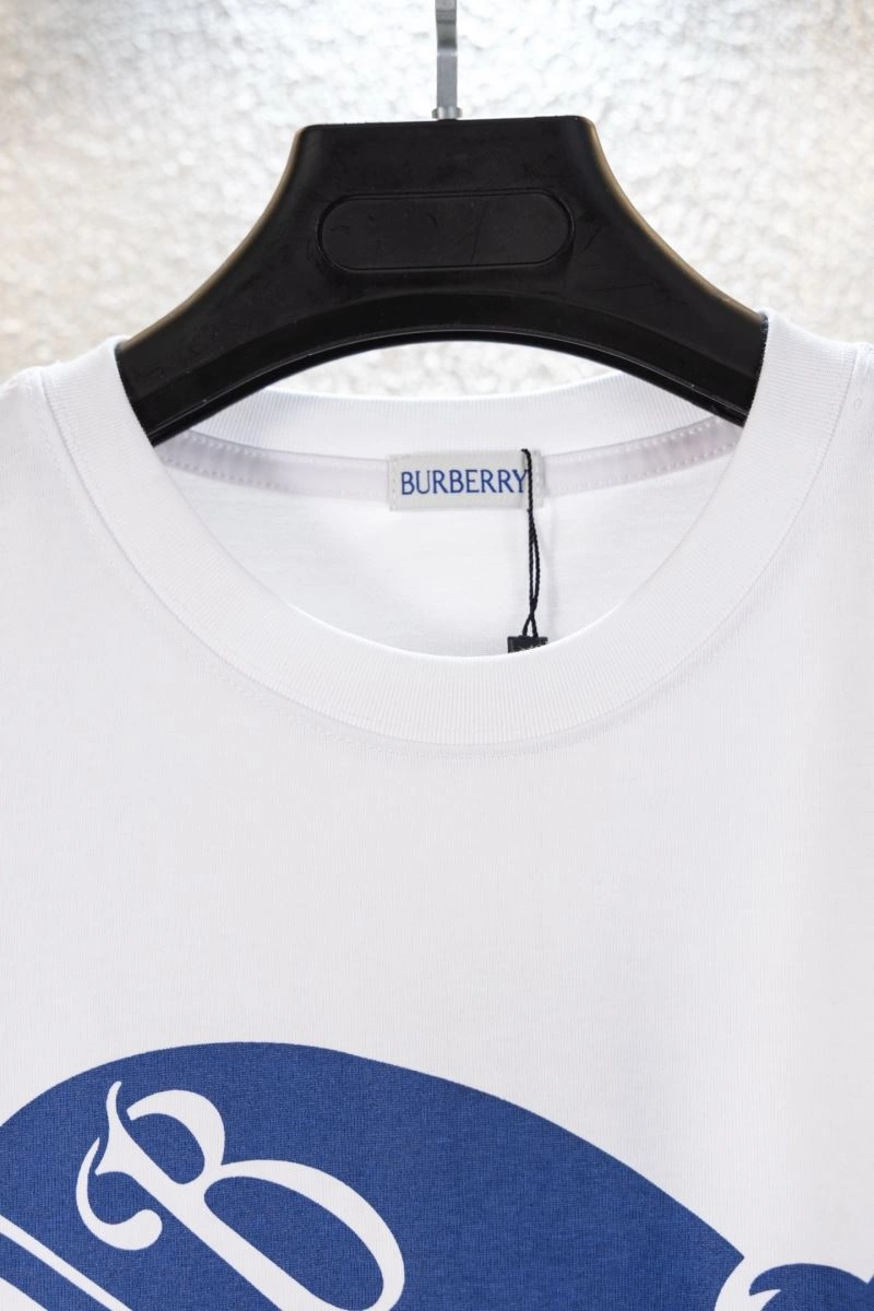 Burberry T-Shirts Vibrant 102990