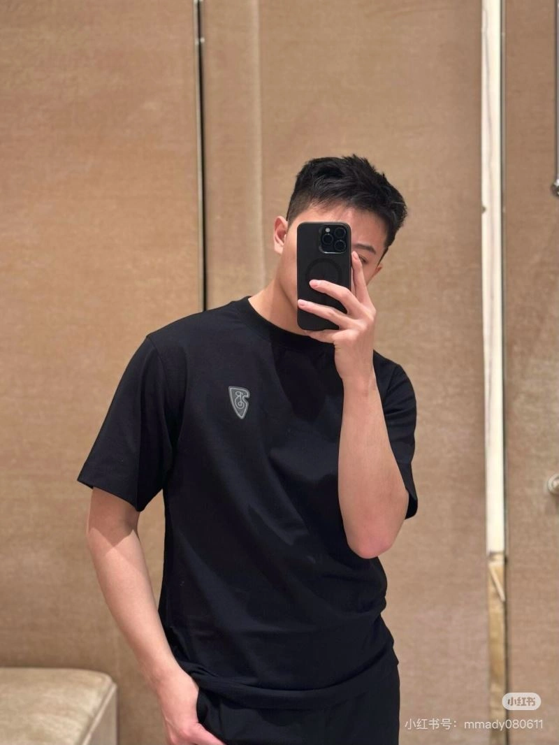 Stretchable Burberry T-Shirts 102983
