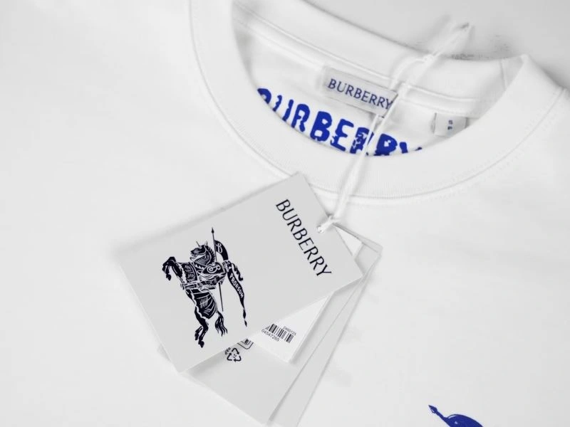 Burberry T-Shirts ComfortFit 102984