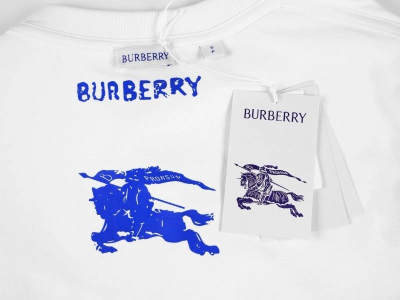 Burberry T-Shirts ComfortFit 102984