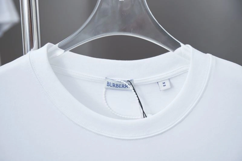 Burberry T-Shirts Snug 103010