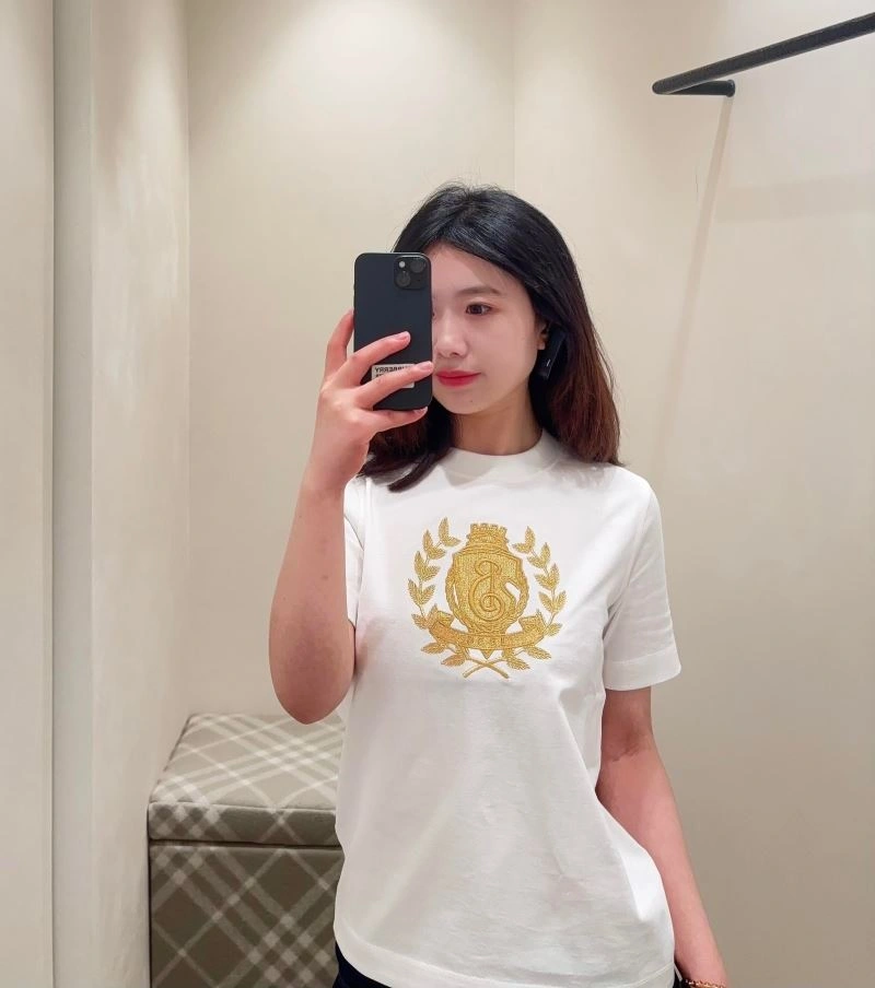 Burberry T-Shirts Snug 103010