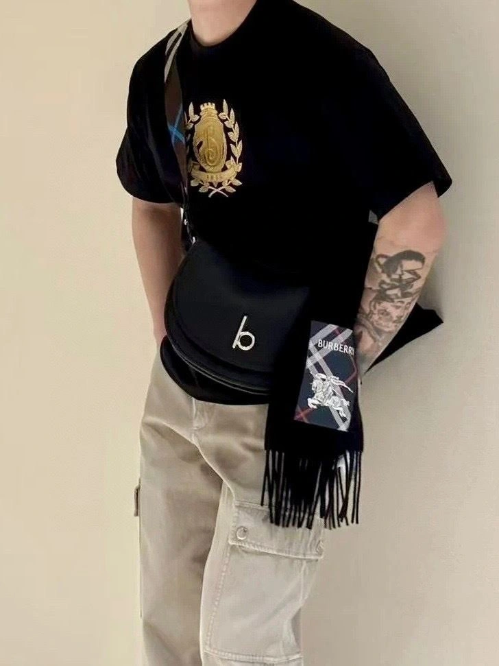Burberry T-Shirts Modern 103022