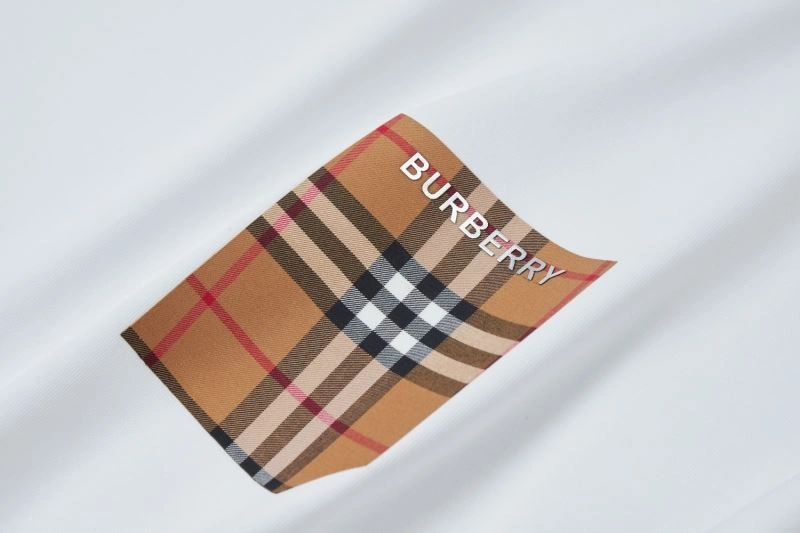Burberry T-Shirts Breathable 102977
