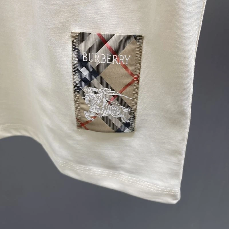 Sleek Burberry T-Shirts 102995