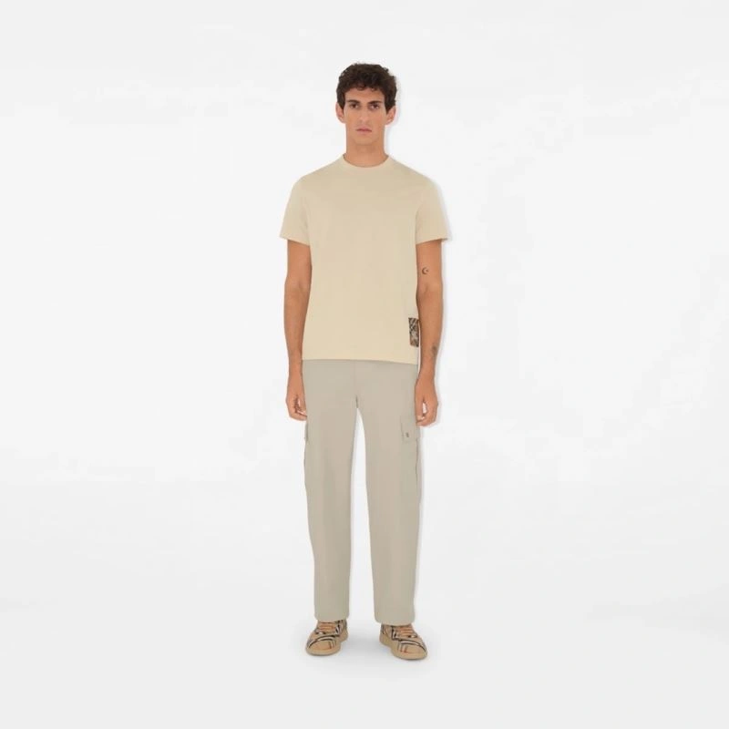 Sleek Burberry T-Shirts 102995