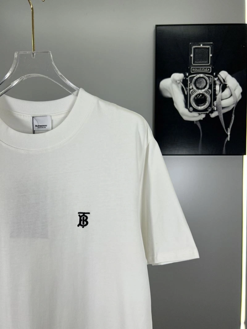 Burberry T-Shirts EasyMatch 102945