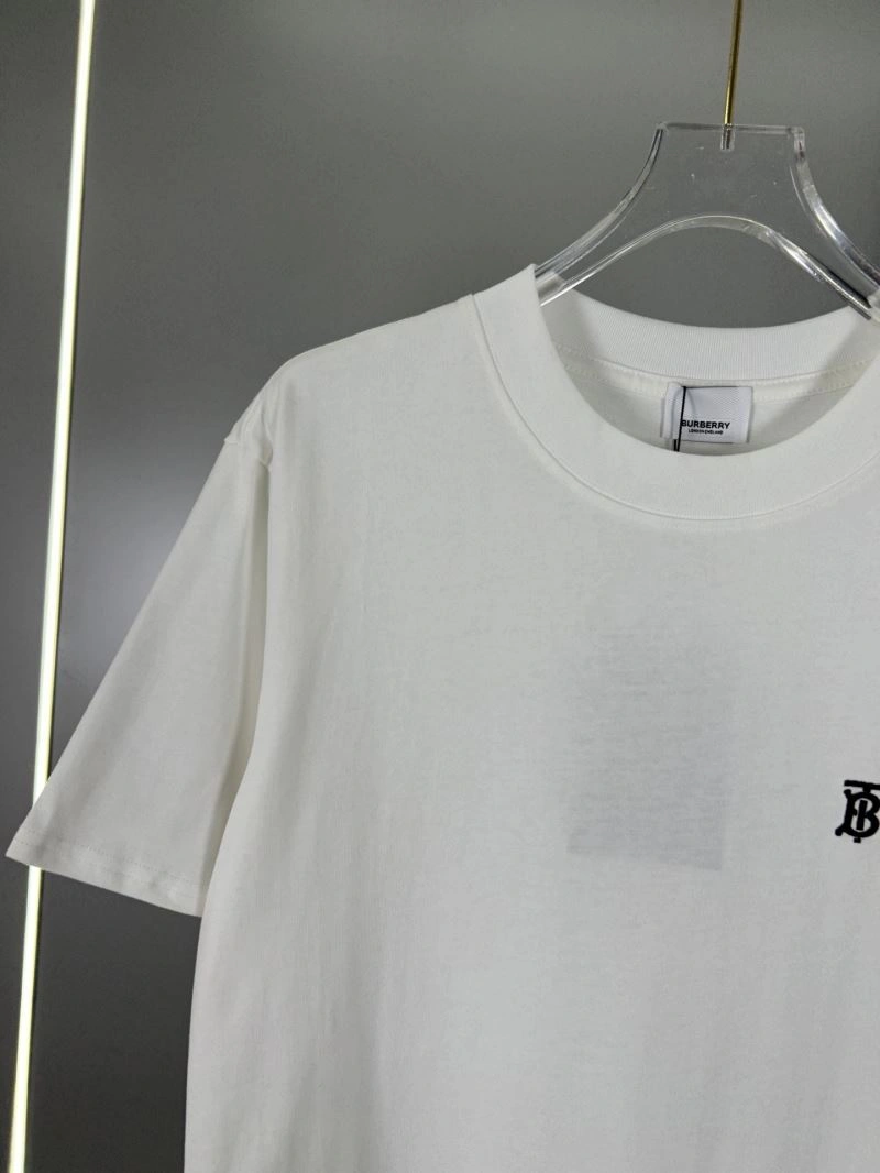 Burberry T-Shirts EasyMatch 102945