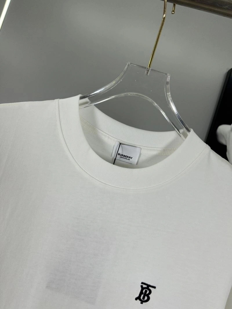 Burberry T-Shirts EasyMatch 102945