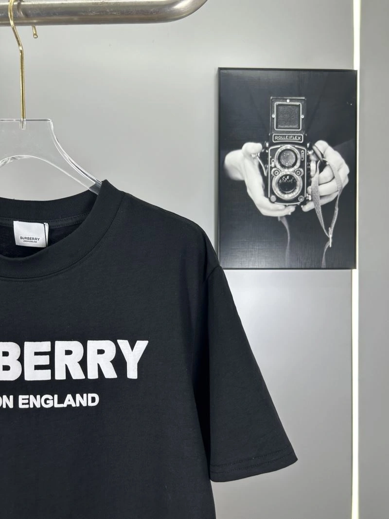 Burberry T-Shirts Resilient 102941