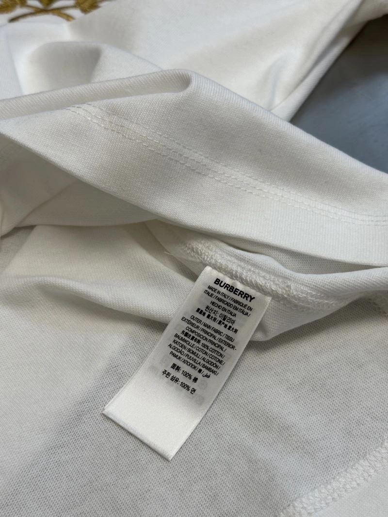 Burberry T-Shirts FashionForward 102925