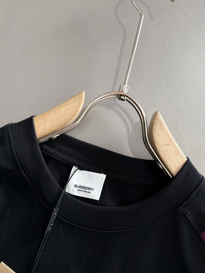 WellDesigned Burberry T-Shirts 102912