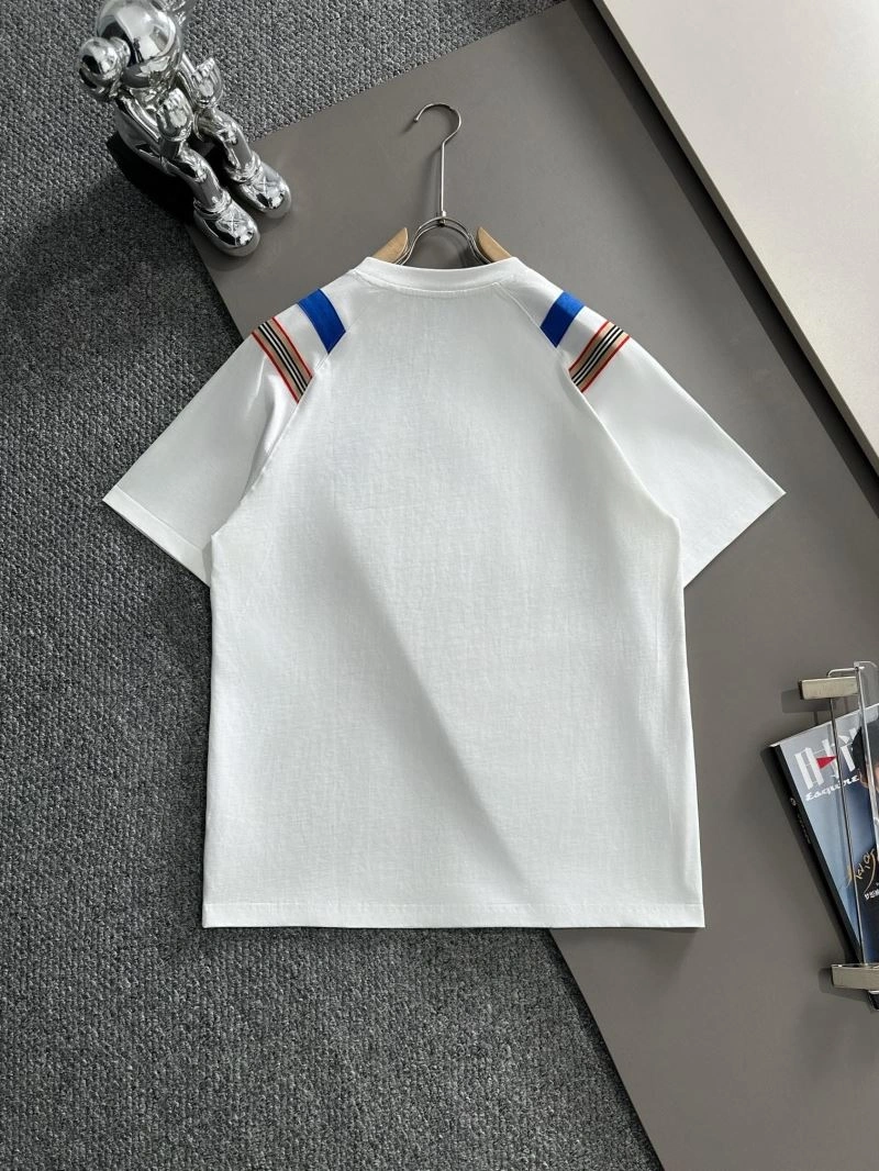 Burberry T-Shirts Comfortable 102924
