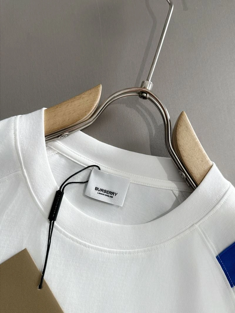 Burberry T-Shirts Comfortable 102924