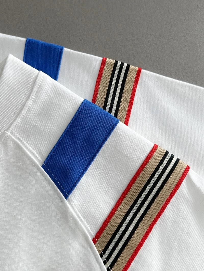 Burberry T-Shirts Comfortable 102924