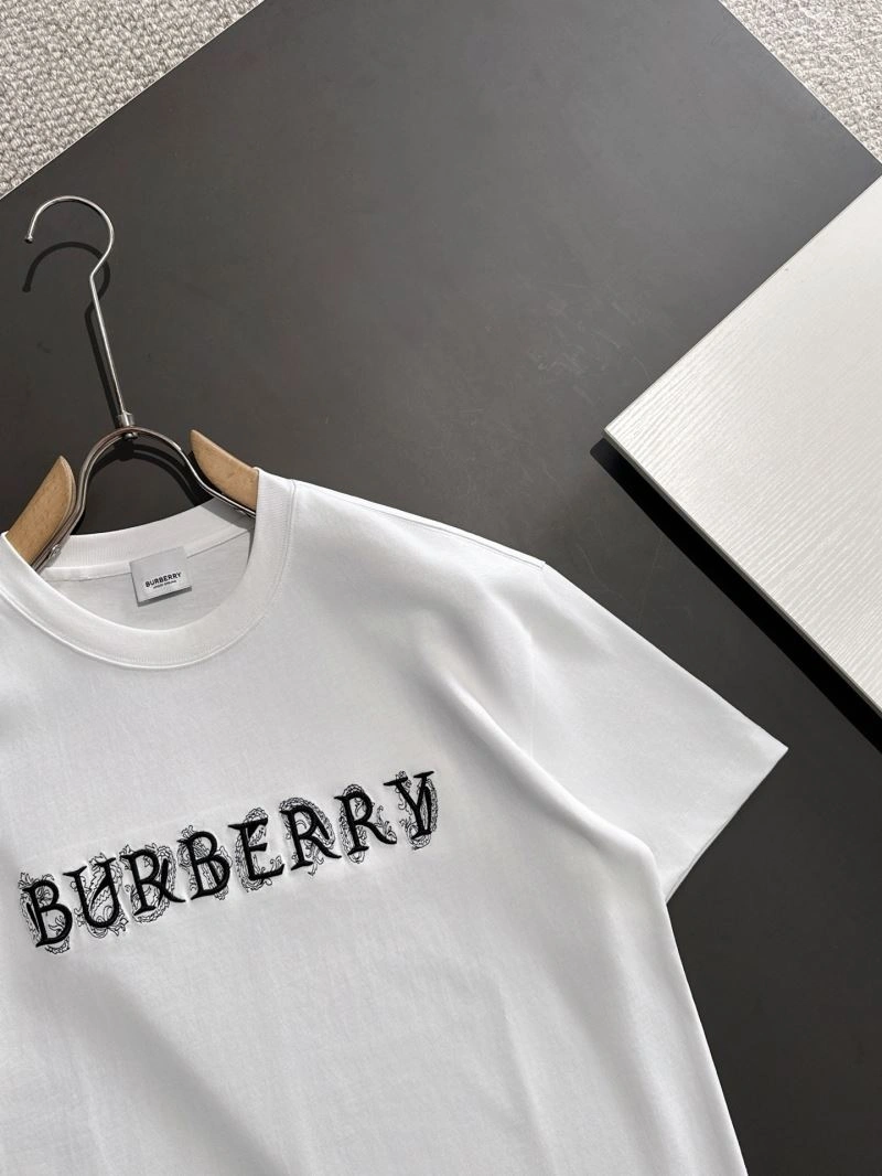 ComfortFit Burberry T-Shirts 102944