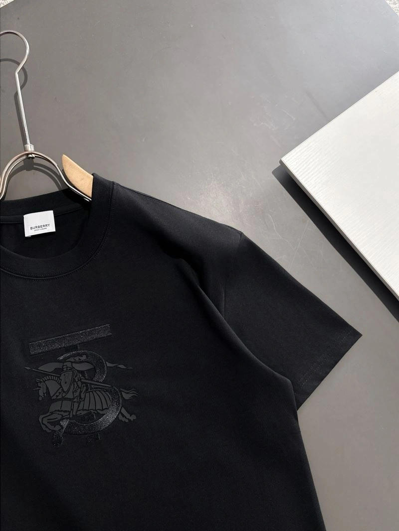 Lightweight Burberry T-Shirts 102936