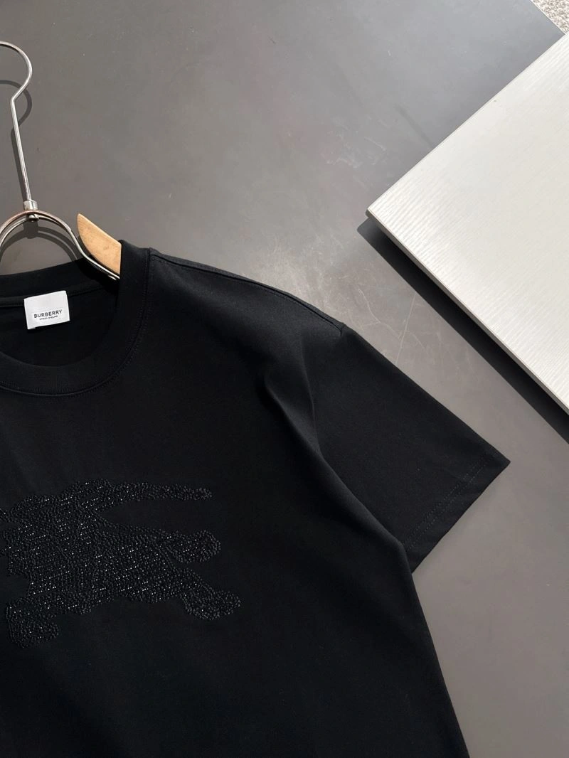 Burberry T-Shirts Lightweight 102906