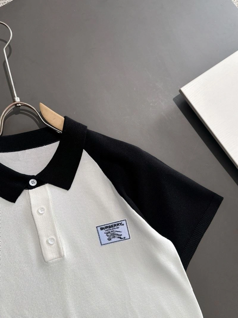 Elegant Burberry T-Shirts 102897