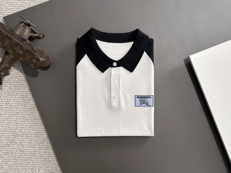 Elegant Burberry T-Shirts 102897