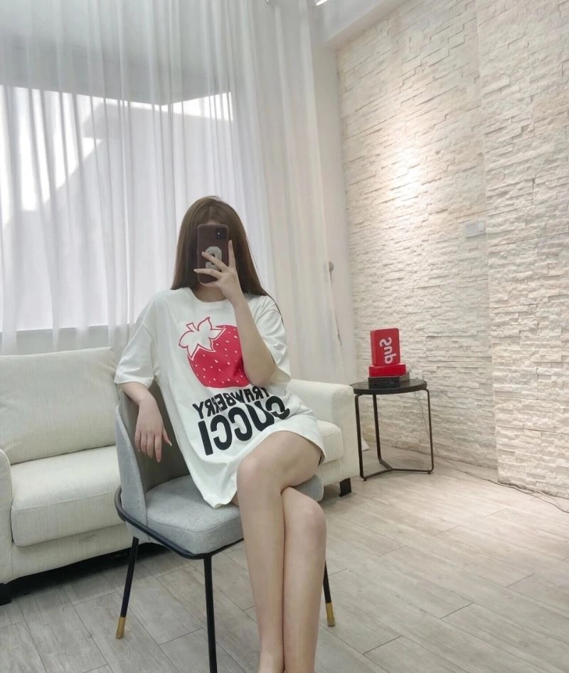 WellDesigned Burberry T-Shirts 102892