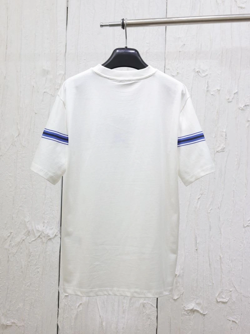 Refined Burberry T-Shirts 102888