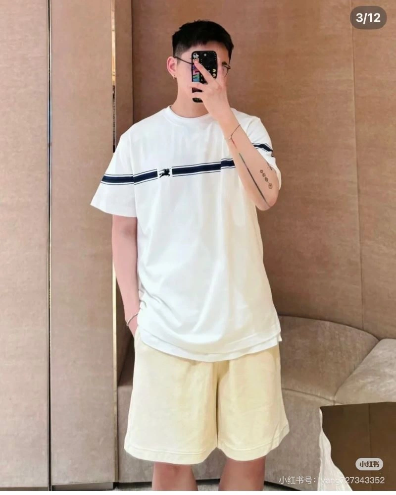 Refined Burberry T-Shirts 102888