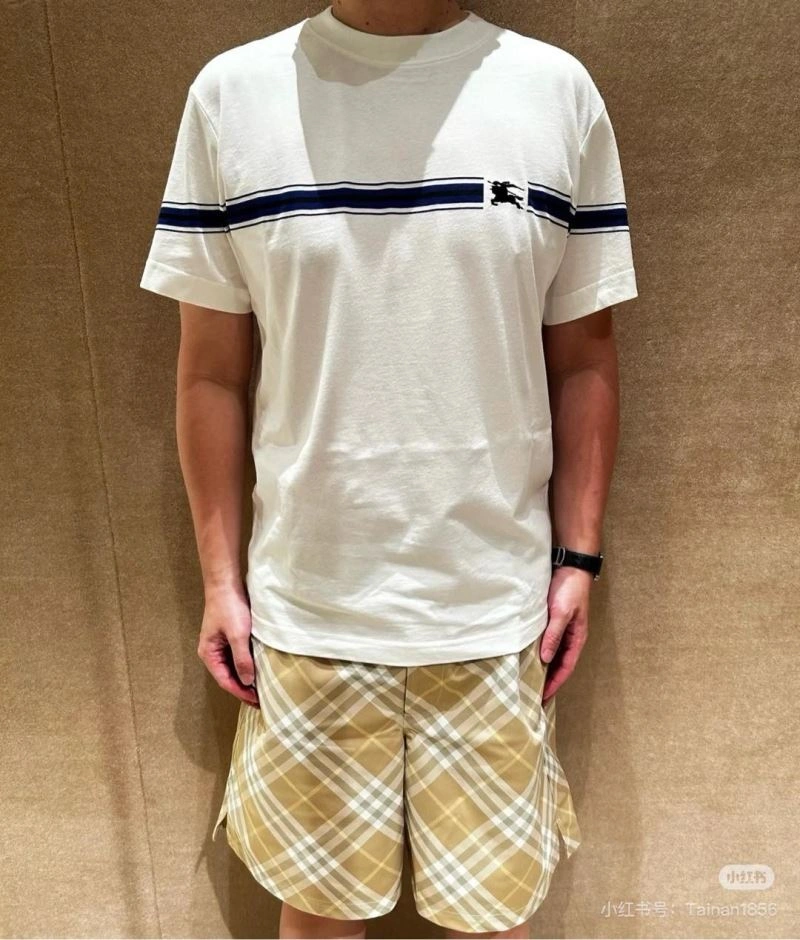 Refined Burberry T-Shirts 102888
