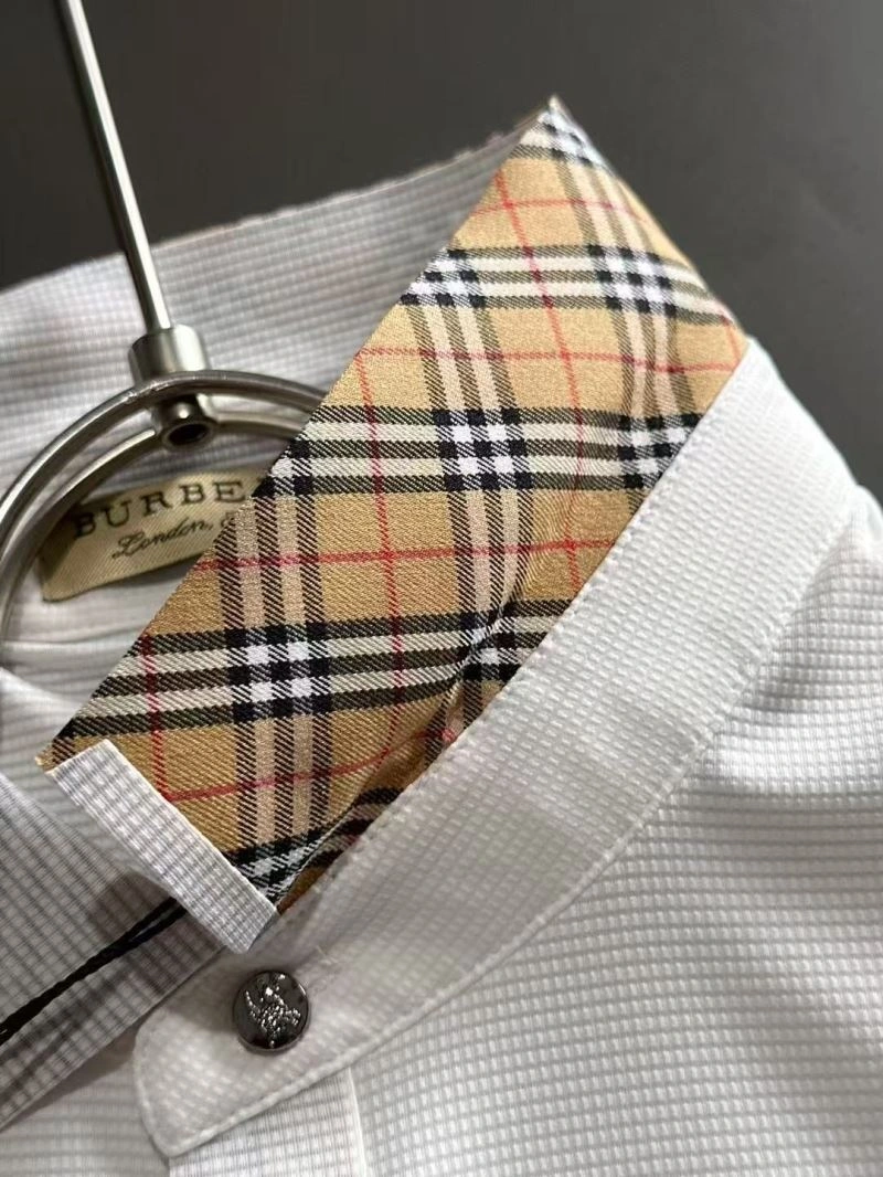 Sleek Burberry T-Shirts 105764