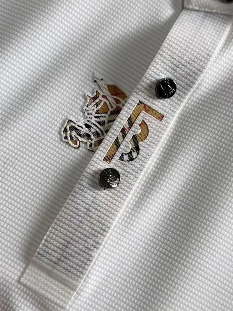 Sleek Burberry T-Shirts 105764