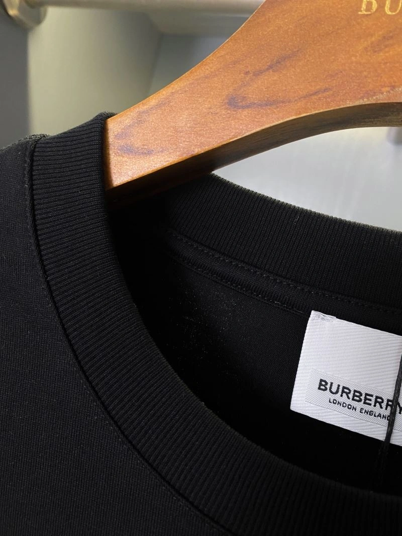 Burberry T-Shirts Contemporary 105351