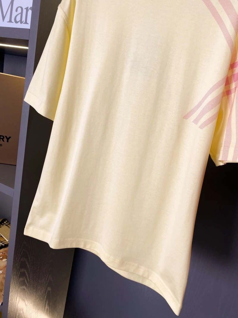 Burberry T-Shirts Casual 105346