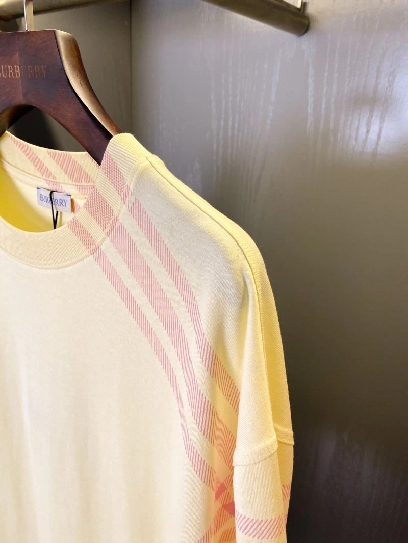 Burberry T-Shirts Casual 105346