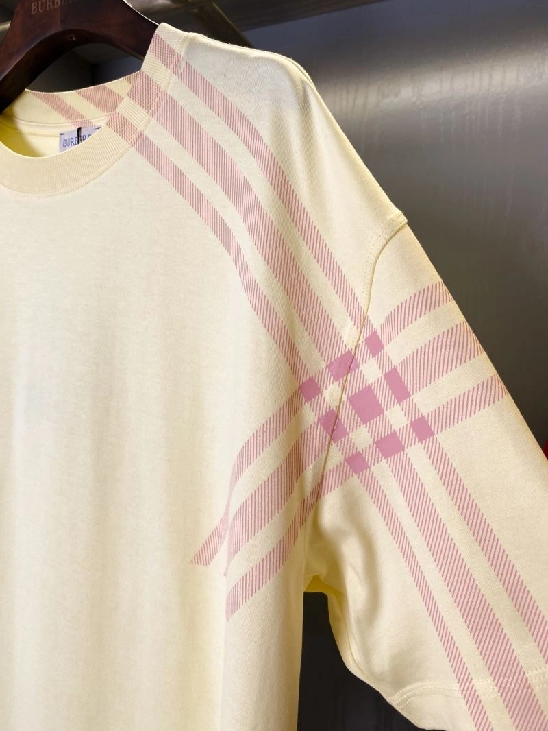 Burberry T-Shirts Casual 105346