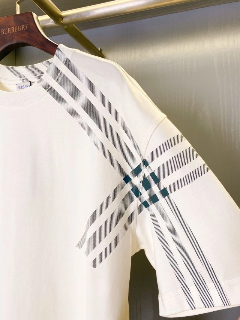 Burberry T-Shirts WeatherProof 105343