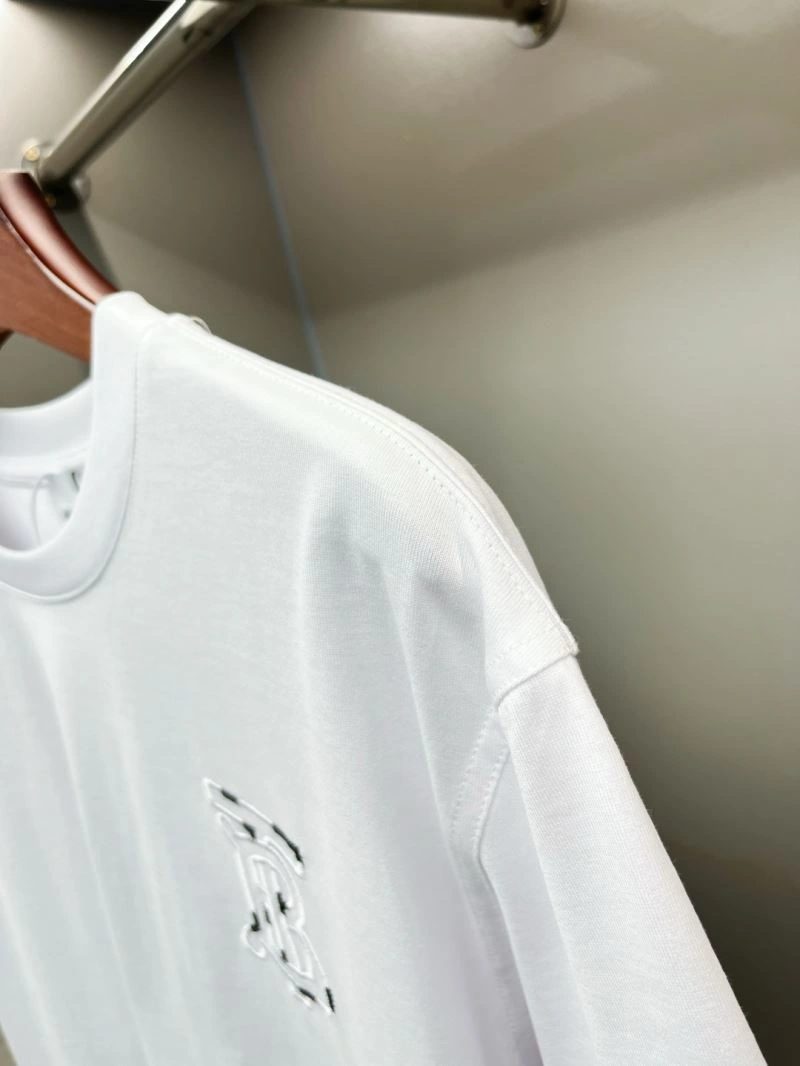 Classic Burberry T-Shirts 105320