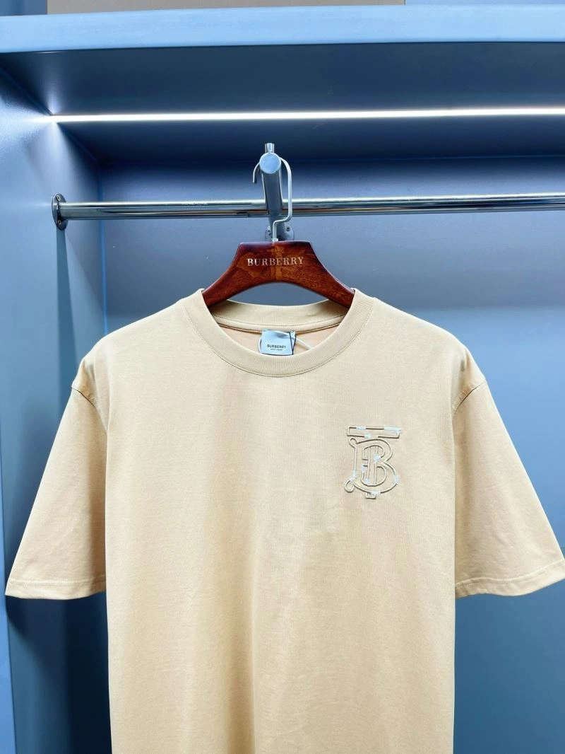 Refined Burberry T-Shirts 105305