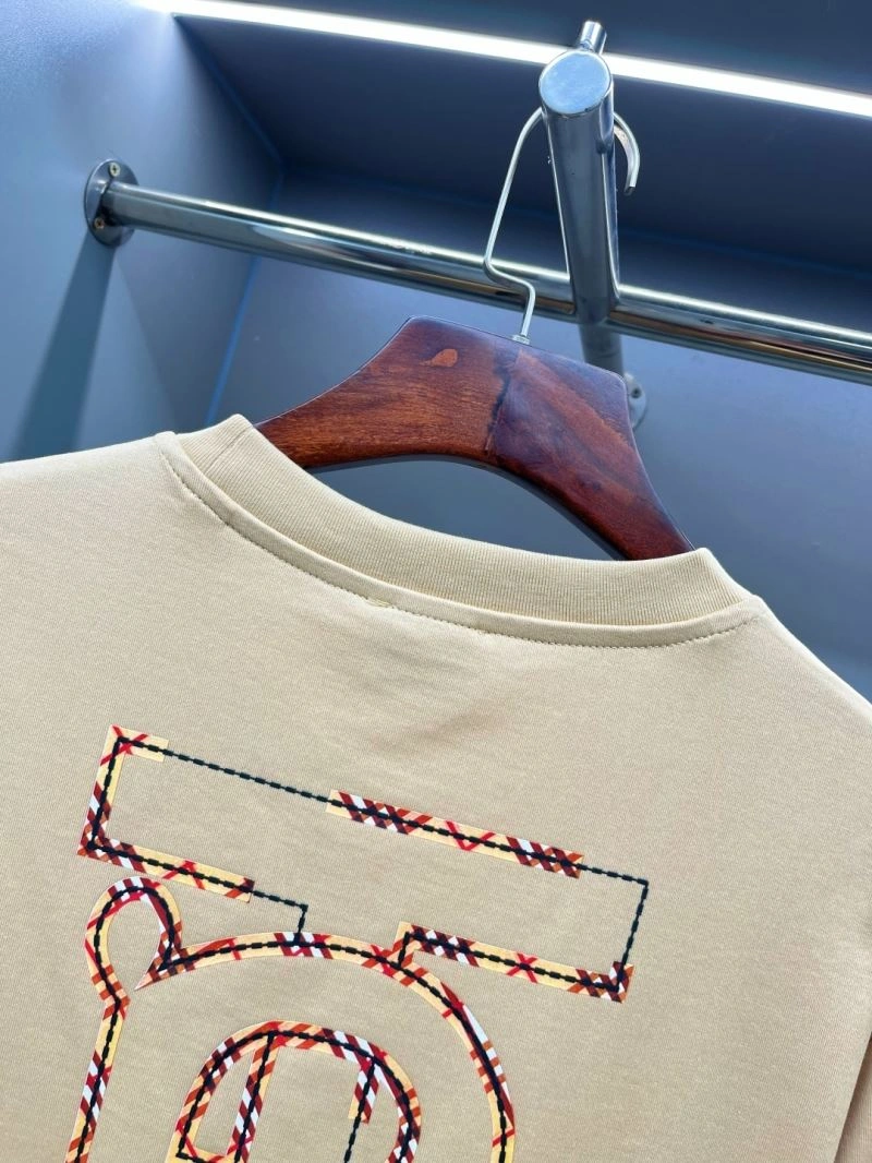 Refined Burberry T-Shirts 105305