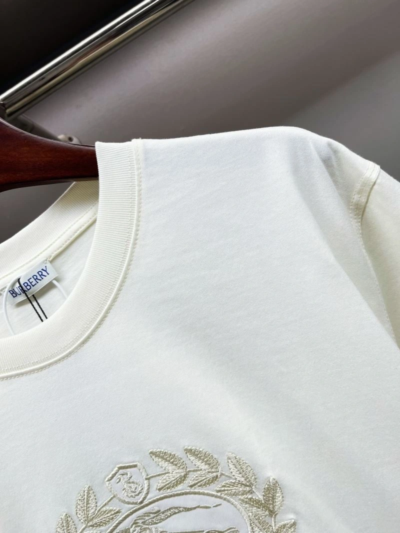 Burberry T-Shirts Efficient 105304