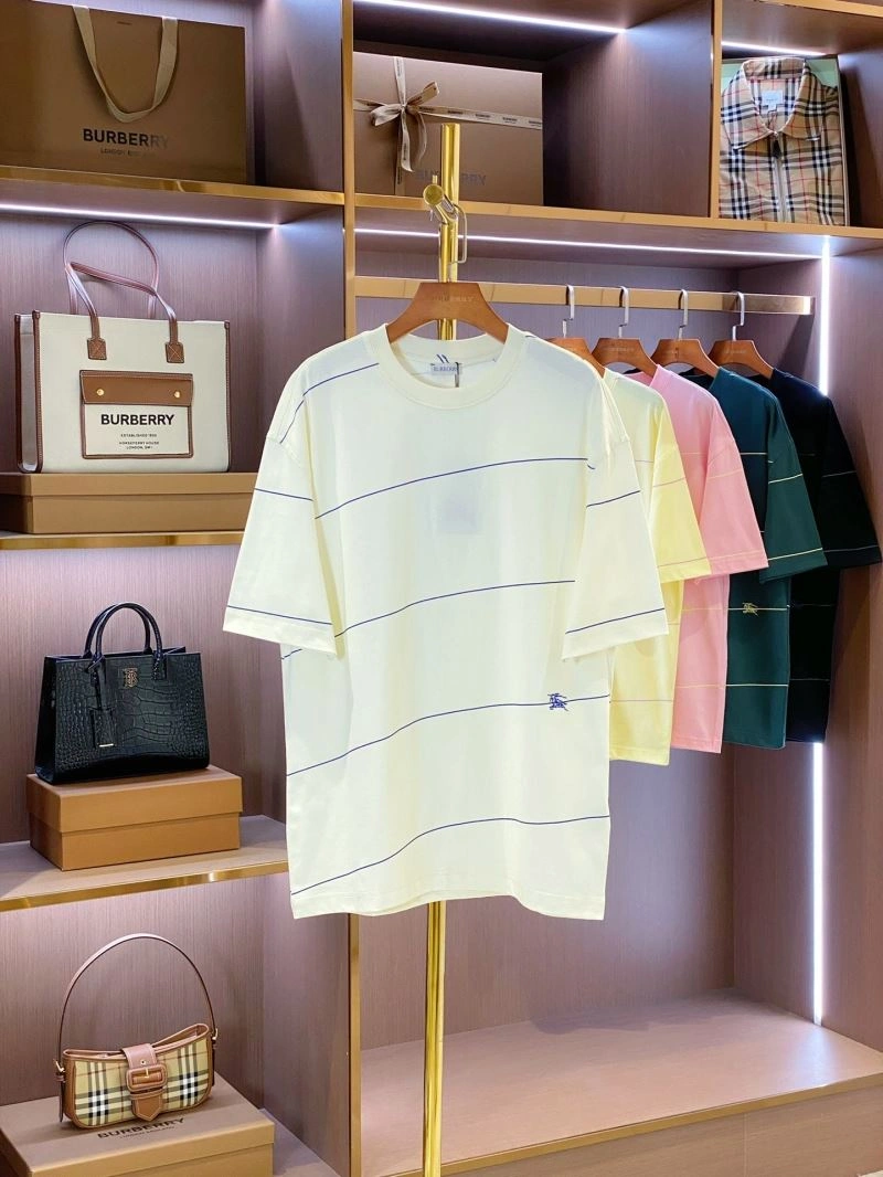 Seasonal Burberry T-Shirts 105263